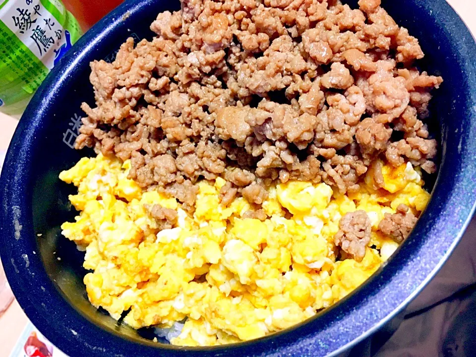 炊飯器そぼろ丼|あいたんさん