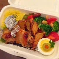 Snapdishの料理写真:クリスマスっぽいランチBOX|きのこ家さん