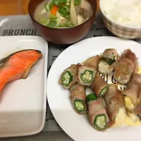 Snapdishの料理写真:オクラの豚肉巻き巻き|ともこ☆さん