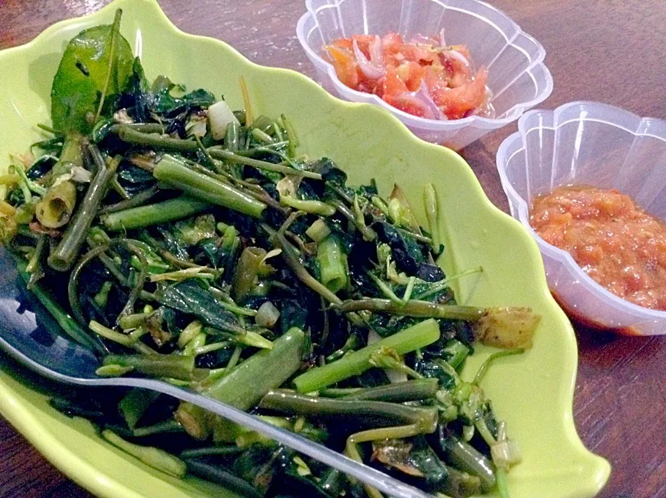 Kangkung Bunga Pepaya|Bambang Budiono Tjioさん