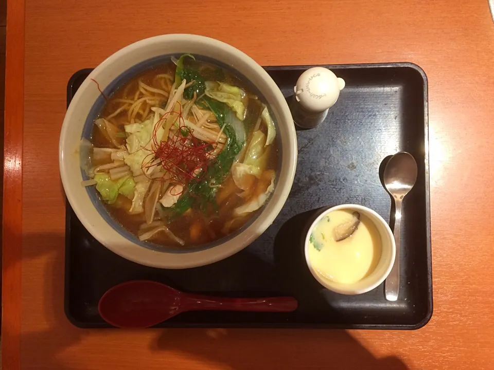 野菜たっぷり醤油ラーメン•ラーメン茶碗蒸し|ばーさんさん