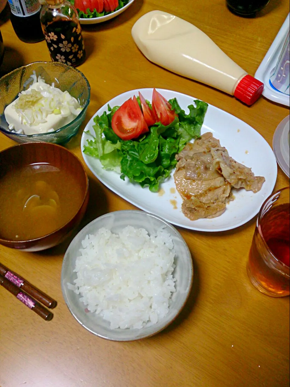 しょうが焼きとあさりの味噌汁♪|しまだ ちえこさん