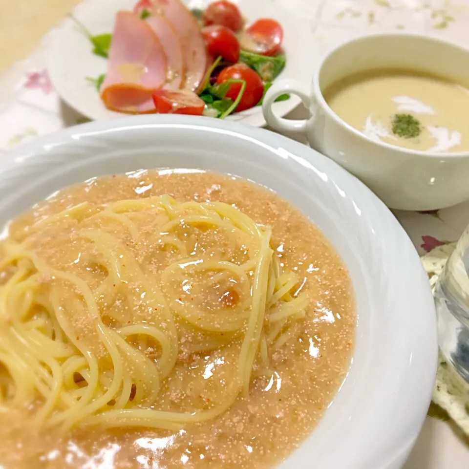 リメイクパスタde和洋折衷夕飯🇯🇵🇫🇷👭✨|こまさん