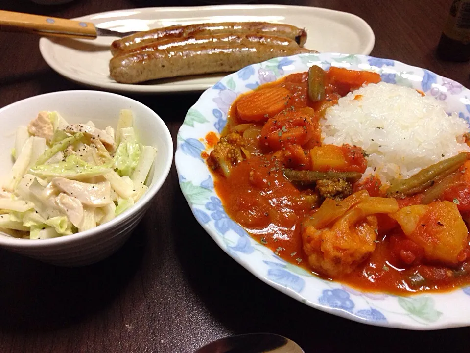 トマト煮 茹鶏と白菜のサラダ ソーセージ|こんこんさん