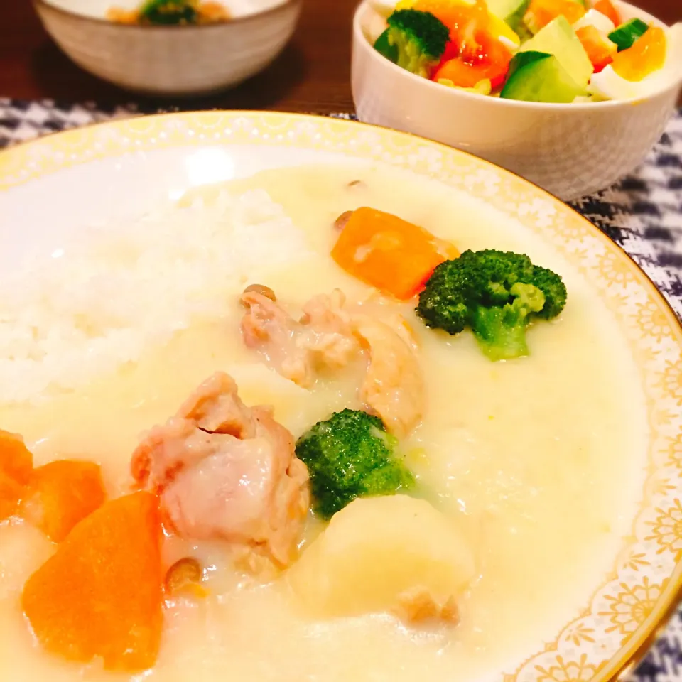 コトコト煮込んだクリームシチュー🍲💕|🍎ゆかりんご🍎さん