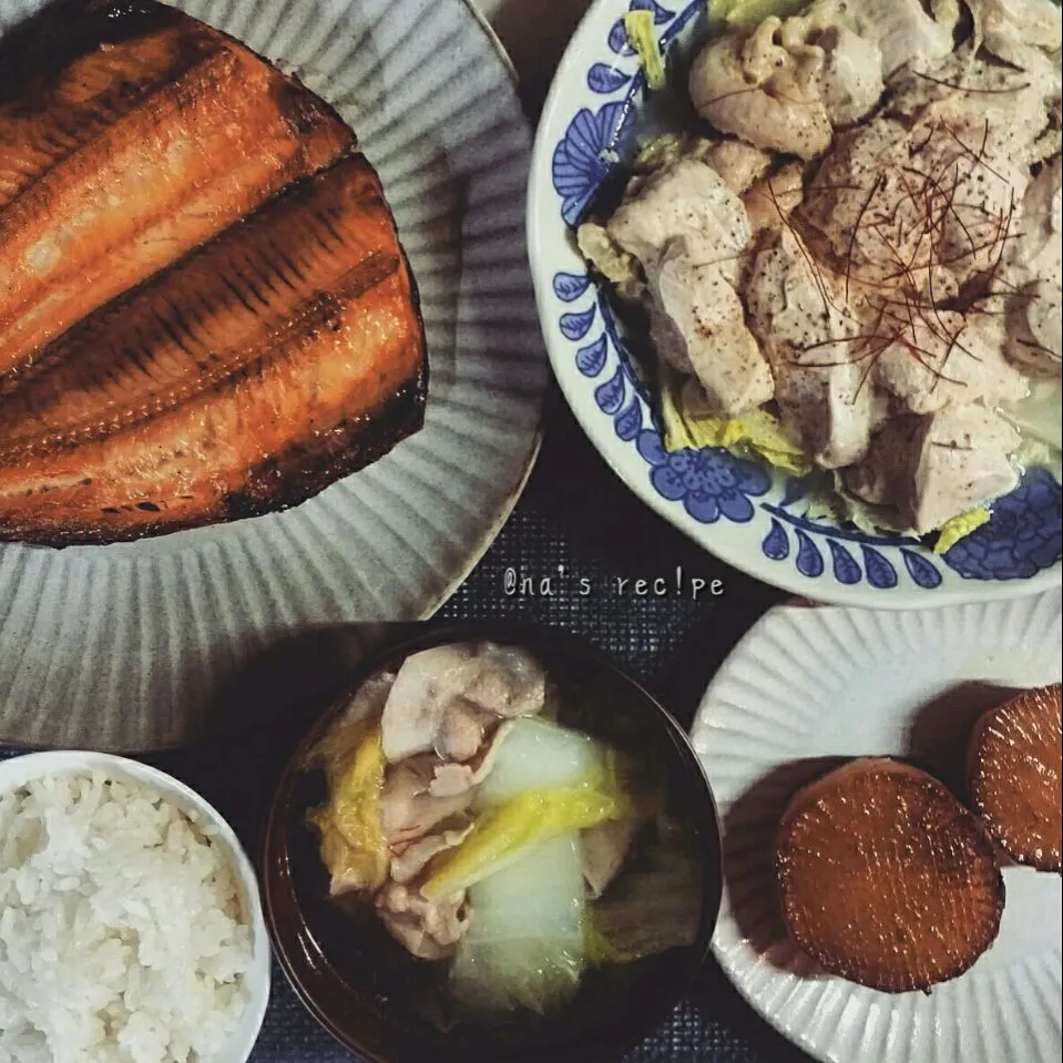 ほっけ🐟＆バタポン大根ステーキ＆豚肉と白菜のお吸い物＆鶏むね肉と白菜の柚子胡椒マヨ蒸し☺🍴|Kashimanakitchenさん