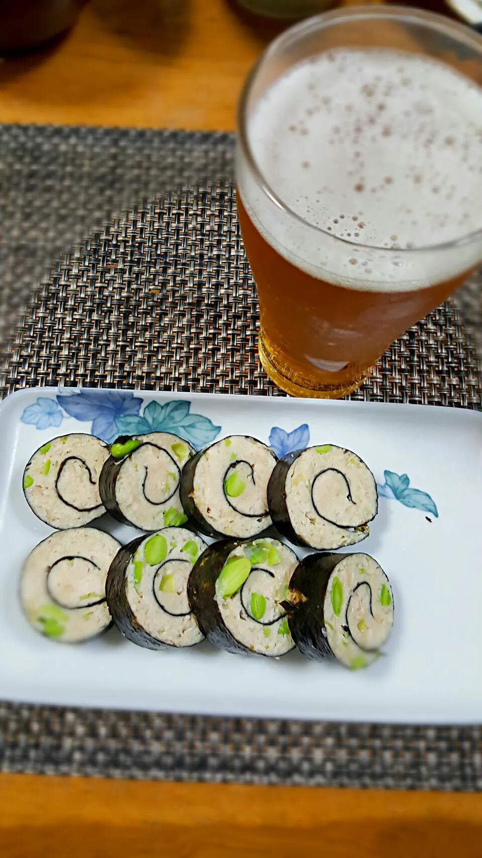 今日のつまみ～～😍😍
食べ友のchiaki 3の真似っこで
海苔クルクル🌀だよー|クッキングオヤジさん