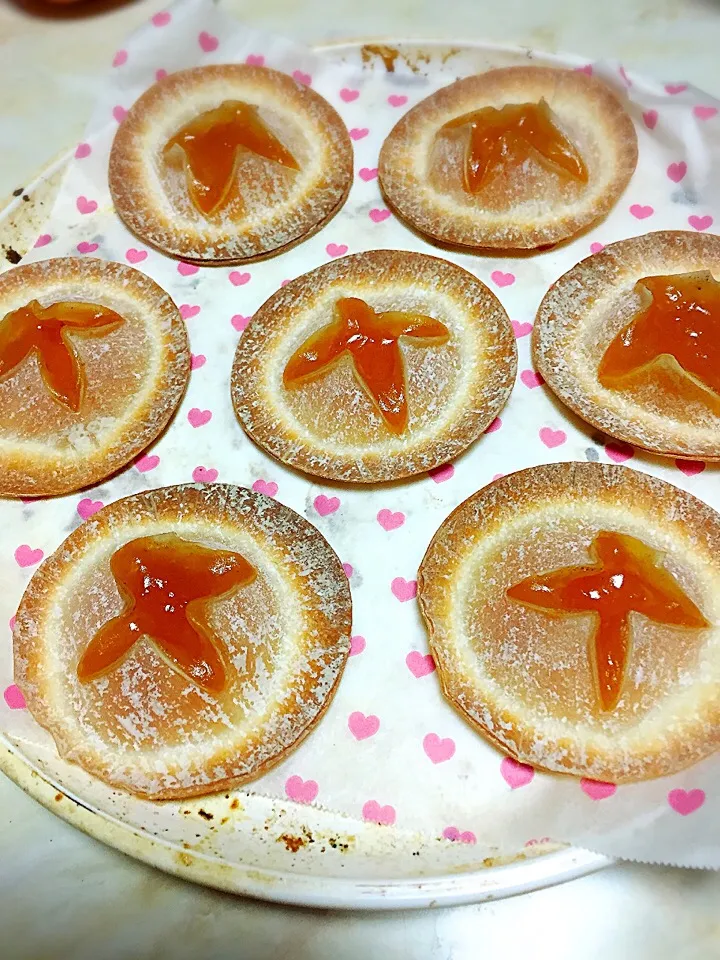 余った餃子の皮で「アップルパイ」(*ˊૢᵕˋૢ*)|えみさん