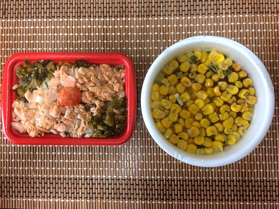 鮭と明太子ののっけ御飯•みそラーメン|ばーさんさん