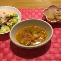 Snapdishの料理写真:ブイヤベース
大根の洋風煮
サラダ|えりさん