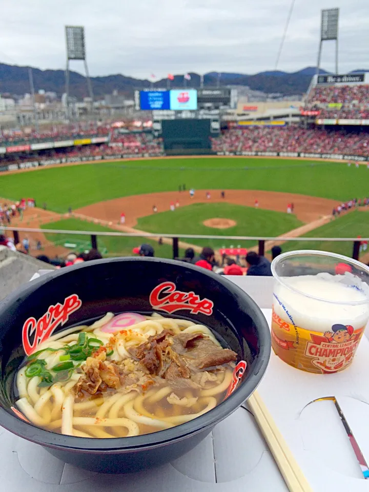 2016カープファン感謝デー♡今シーズンラストのカープうどん＼(^o^)／|MAPITEEさん