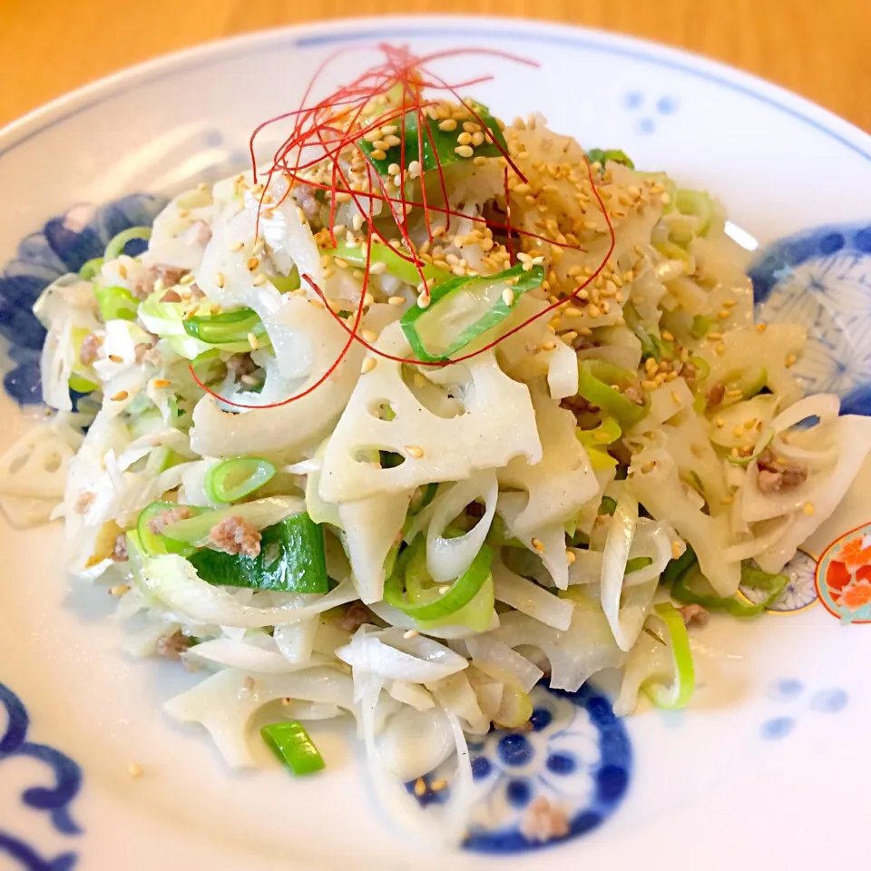 レンコンとネギのシャキシャキ炒め|祥子さん