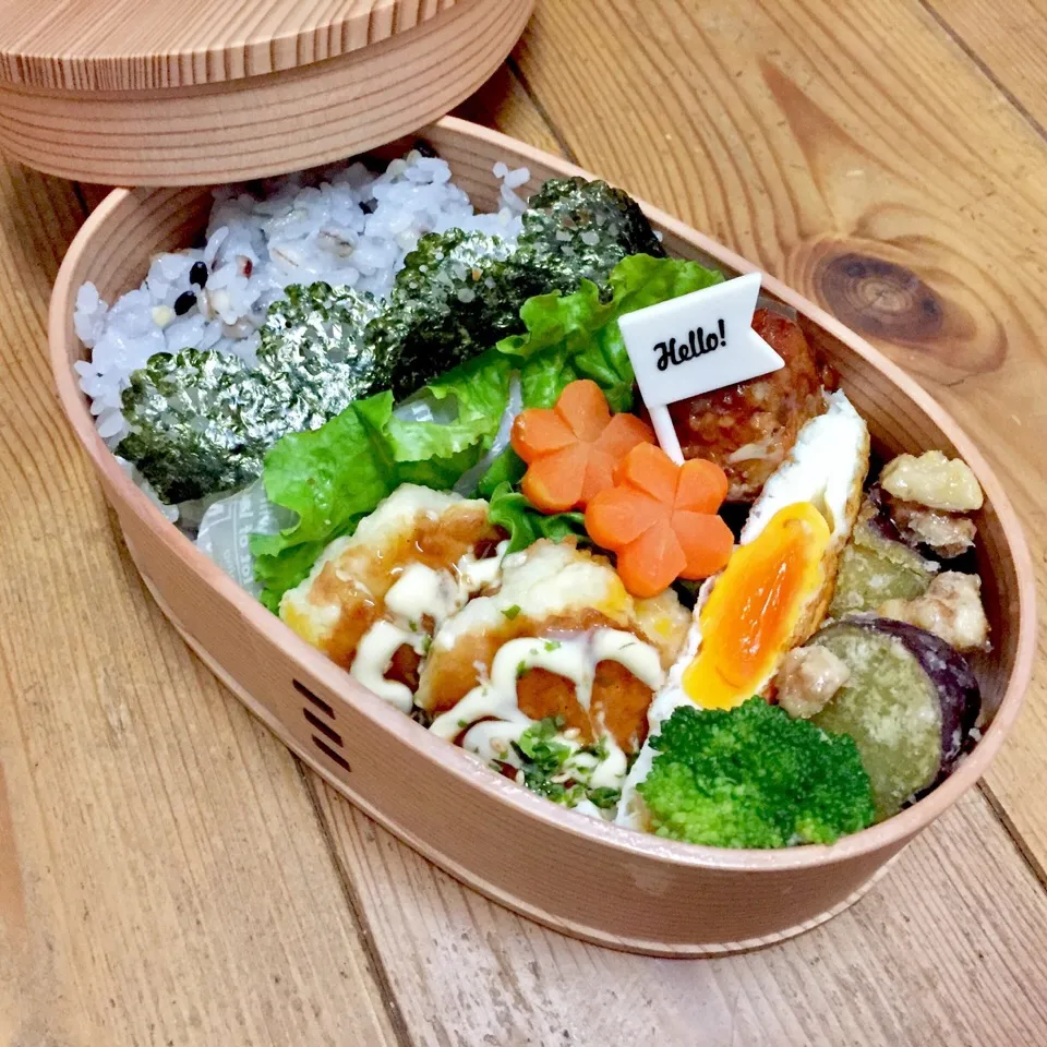 みったんさんの料理 さつま芋とナッツの雪ごろも❄ 11/24 お弁当🍱|カタツムリさん