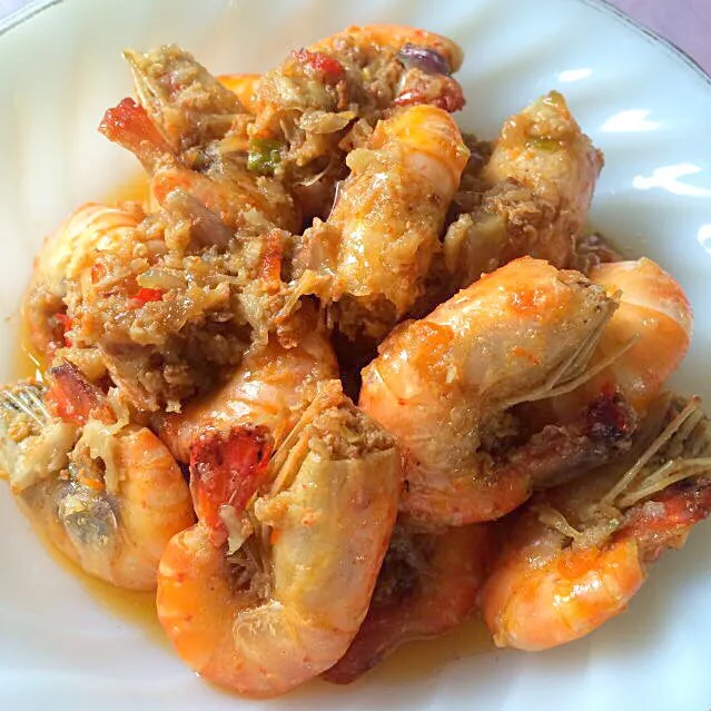 Snapdishの料理写真:Udang Asam Manis 🍤|Alrashmyさん