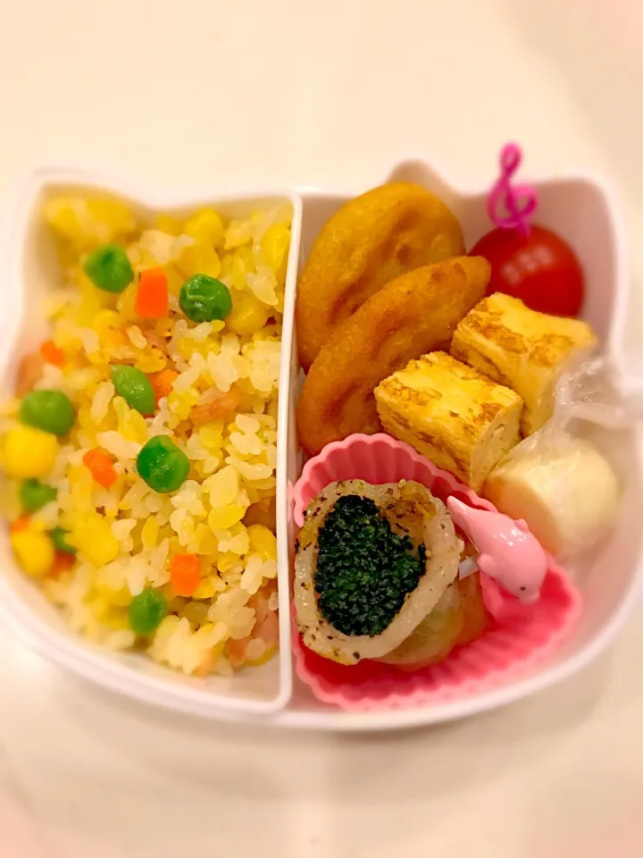 Snapdishの料理写真:ブロッコリーの肉巻き&カラフルチャーハン弁当✨|Michiko Okamotoさん