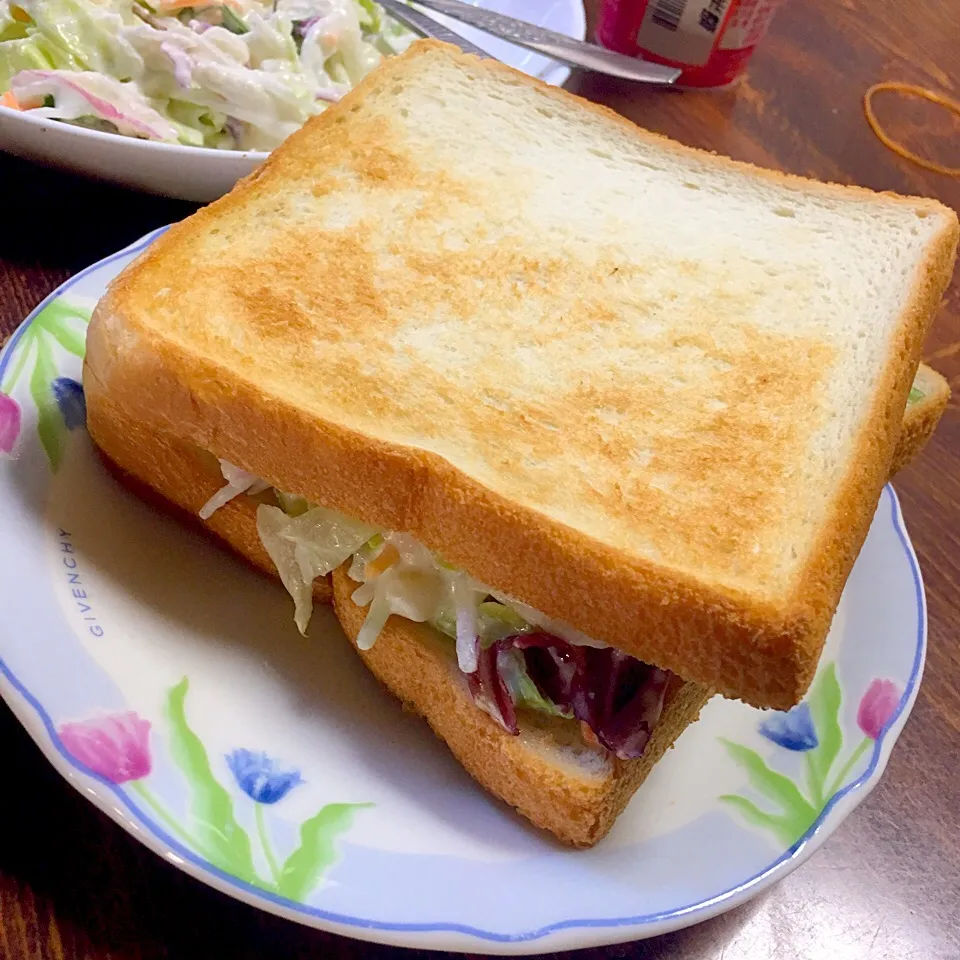 野菜いっぱいホットサンド|yumyum😋さん