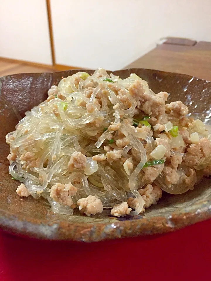 あまねこ🌿さんの料理 春雨と豚ひき肉の中華風炒め♪|とんかつさん