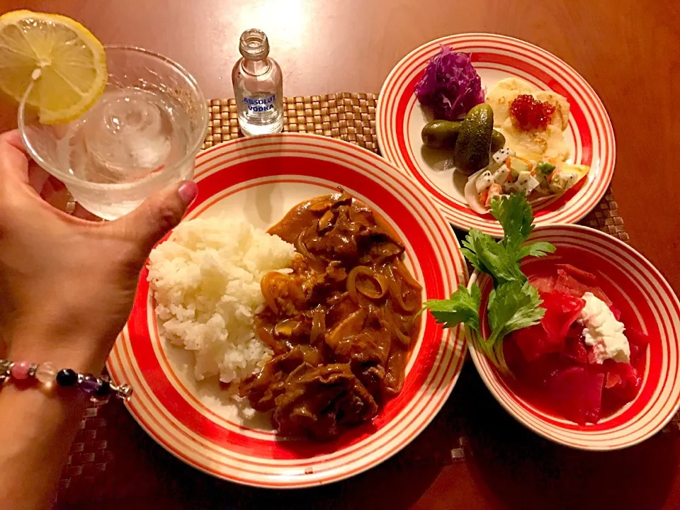 Tonight Amigo's Russian cuisine Dinner🍴ｻﾞｸｰｽｷ･ﾎﾞﾙｼﾁ･ﾋﾞｰﾌｽﾄﾛｶﾞﾉﾌ|🌈Ami🍻さん