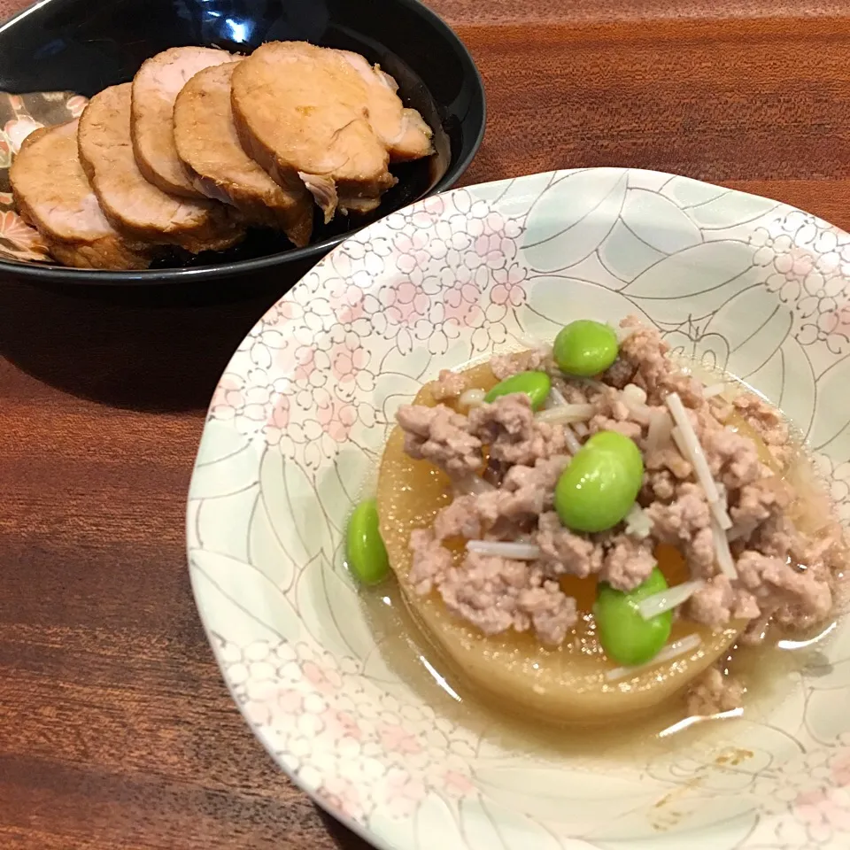 2016.11.25 晩御飯 焼豚 大根の煮物→挽肉のあんかけにしたかったけど片栗粉がないことに気付く😱|あっきーよさん