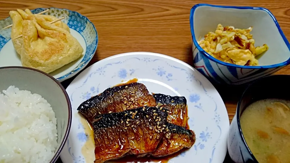 ・秋刀魚の蒲焼き
・キャベツと卵の炒めもの
・納豆巾着
・ナメコの味噌汁|ようかんさん