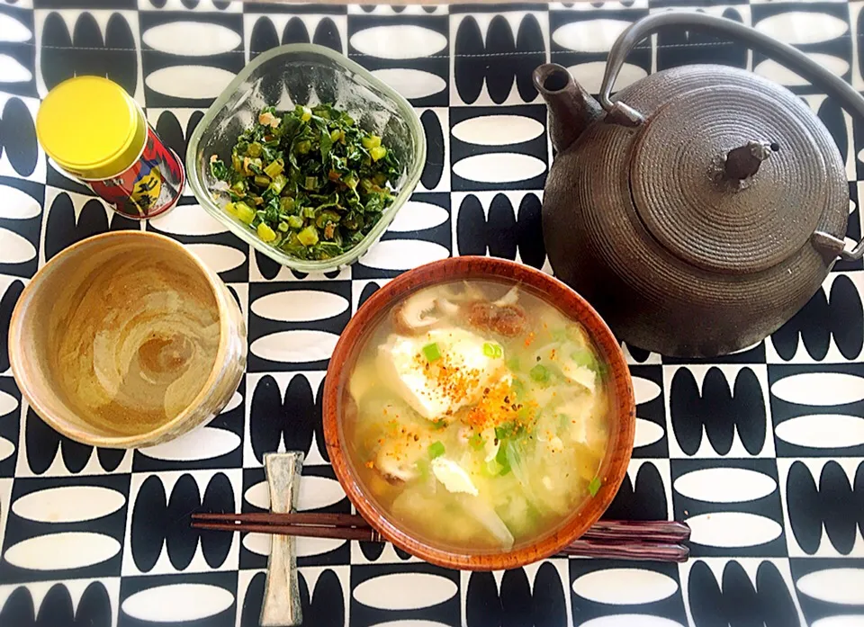 体調不良で絶食からの回復食。やはりお味噌汁が美味しい。日本人ね♪|Yuka Tさん