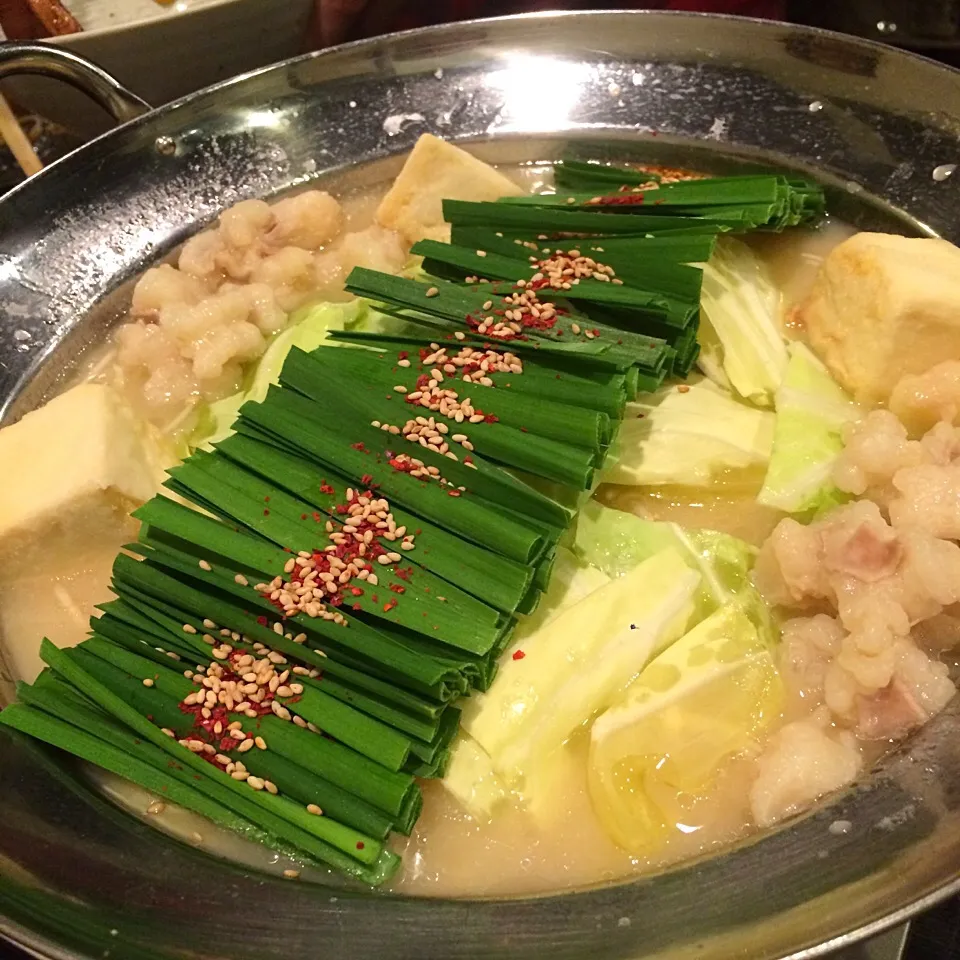 Snapdishの料理写真:もつ鍋。白みそ味♡2016/11/26|ちび太さん