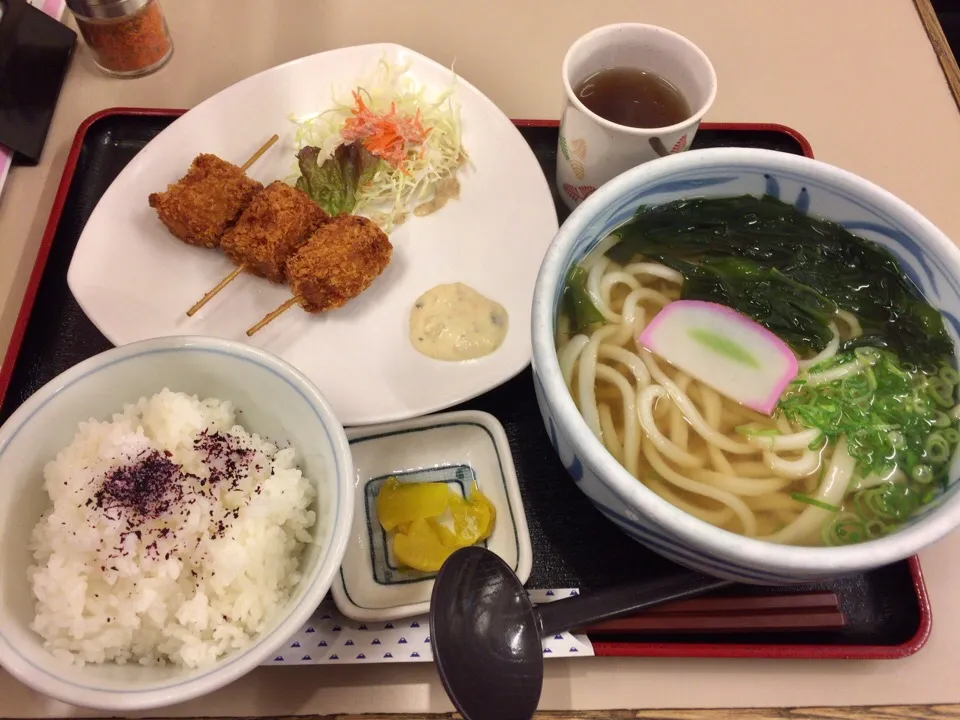 Snapdishの料理写真:お得定食 マグロ串カツ|Kojiさん