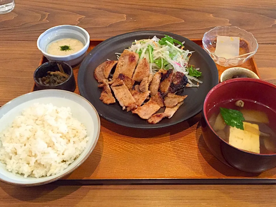 甲州豚の塩麹漬け定食|satoeさん