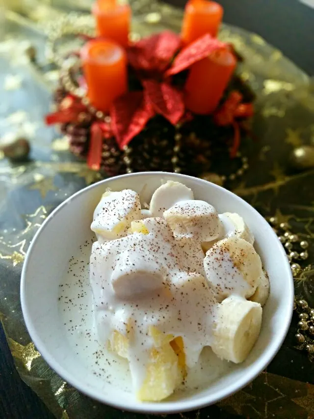 Snapdishの料理写真:První adventní ráno 😍 #morning #fresh #fruit #banana #pineapple #yogurt Vánoce jsou tady, Vánoce jsou tady #christmasmorning|LucieFoodさん