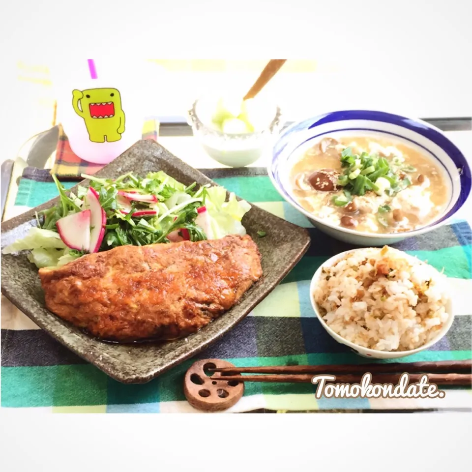 Snapdishの料理写真:おろしポン酢がけ和風オムレツ🍴♡|🇯🇵ともこちゃん。さん