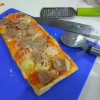 Snapdishの料理写真:homemade pizza|Valentina Ubasisaさん