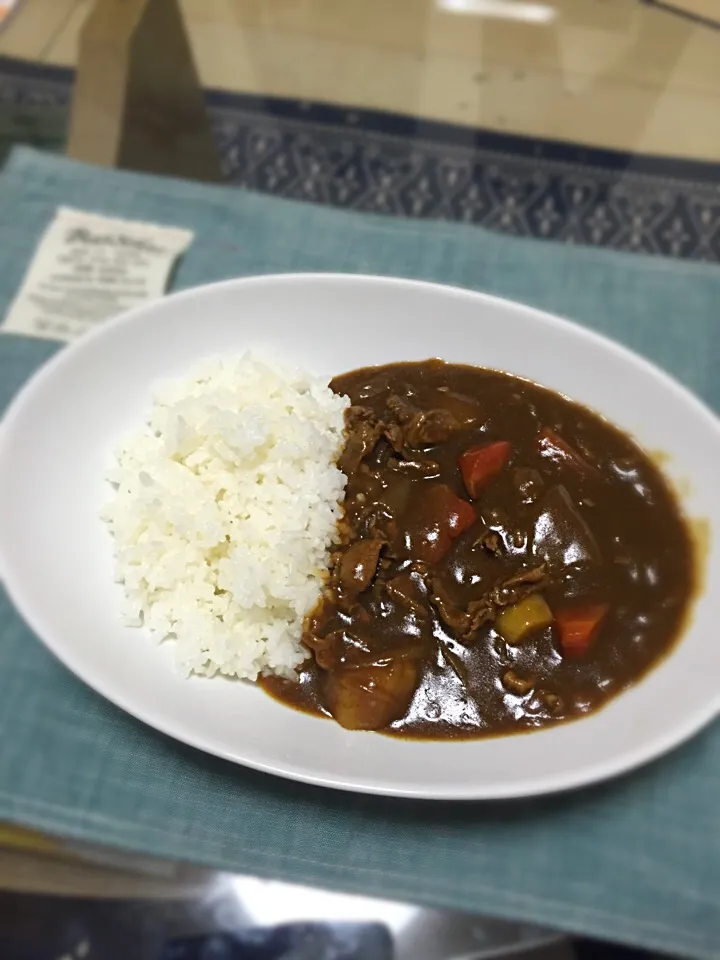 料理初心者にふさわしいお手軽カレー🍛😆|えみはむさん