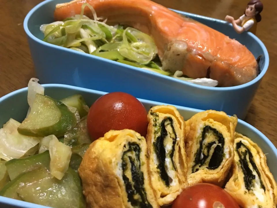 Snapdishの料理写真:久しぶりのお魚弁当(о´∀`о)焼き鮭どーん！|もっつぁさん