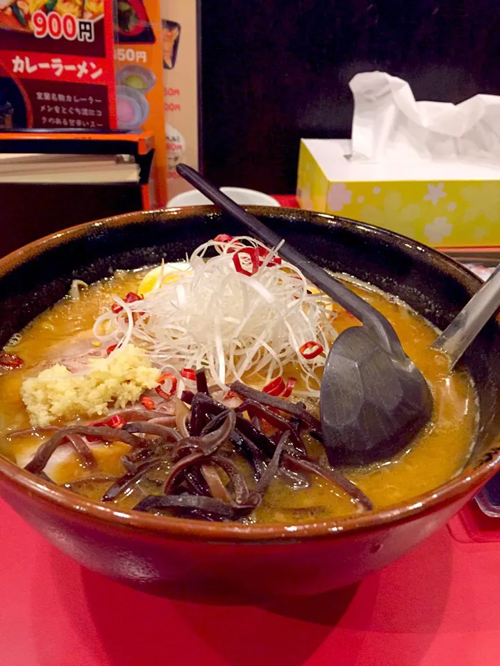 室蘭でラーメン食べました🍜
味噌ラーメンなのですが、
お店の名前忘れました。
山岡家の隣のお店です❗️
美味しかったですよ。|BOOさん