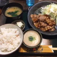 Snapdishの料理写真:定食|ゆさん