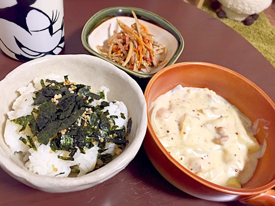 納豆ふりかけごはん、きんぴらサラダ、鶏のクリーム煮|ちえさん