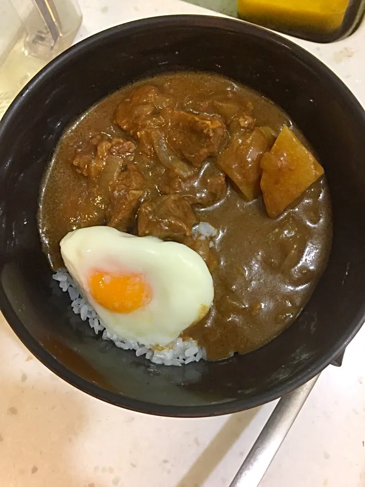 Snapdishの料理写真:牛肉黑咖哩|Rick Linさん