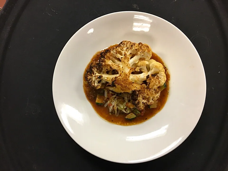 Blackened cauliflower steak with winter veg ragout|Chef Guidaさん