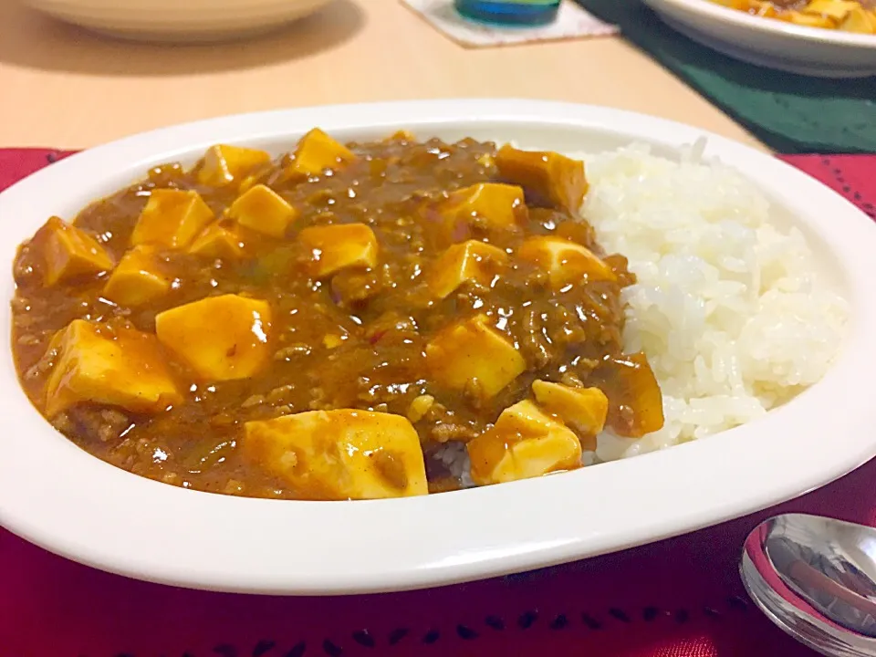 有名ゲームシリーズでおなじみのマーボーカレー🍛|はりねずみ丸さん