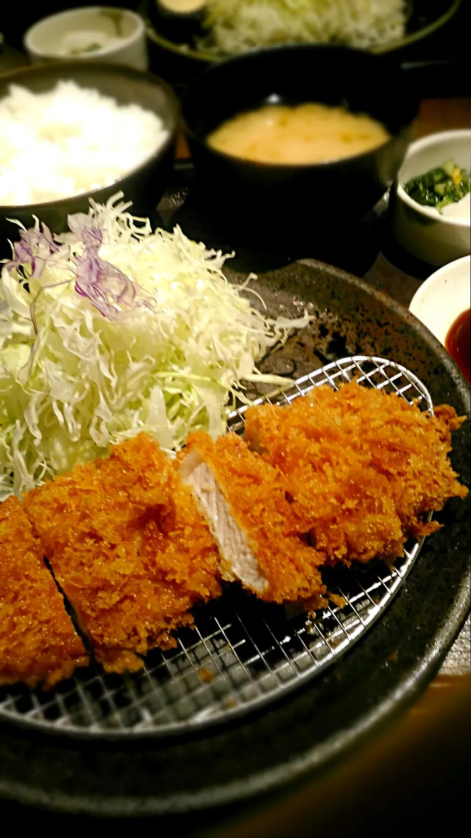 🍚和幸御飯 @和幸セレオ八王子店
ご飯、お味噌汁、キャベツがおかわり自由で嬉しかったで～すヽ(*´▽)ノ♪ｵﾅｶｲｯﾊﾟｲ‼|のも💛さん
