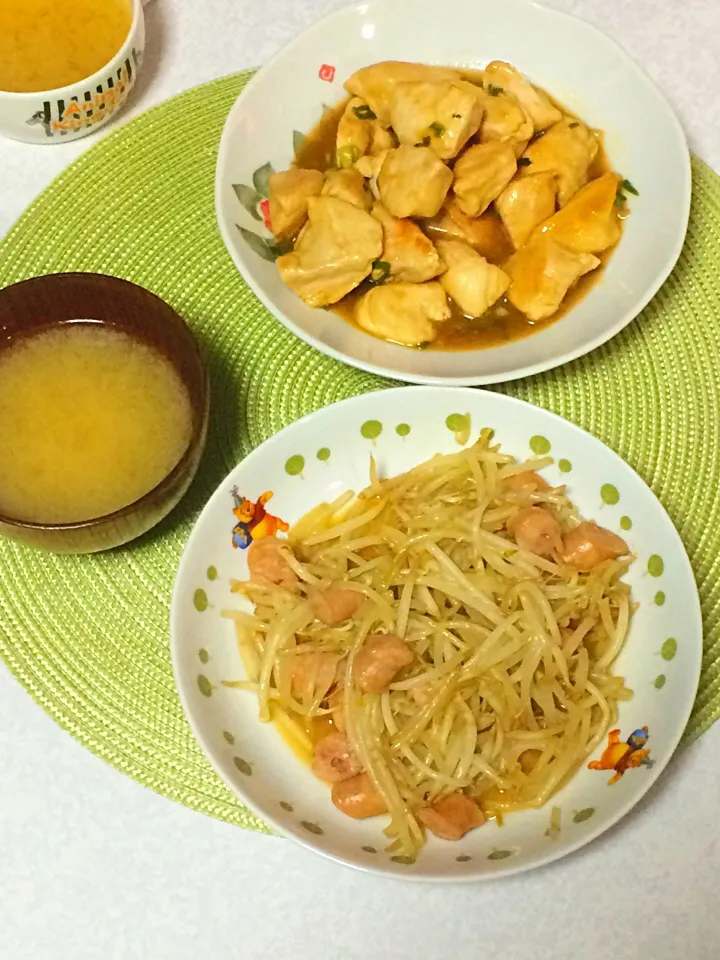 鶏胸肉の照り焼き&モヤシとウィンナーのオイスター炒め。|ちーずまにあさん