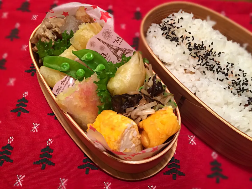 Snapdishの料理写真:高校長男弁当〜145
咲きちゃんさんの料理 もやしとコリコリ木耳で生姜酢和え入れて😊|mashaさん