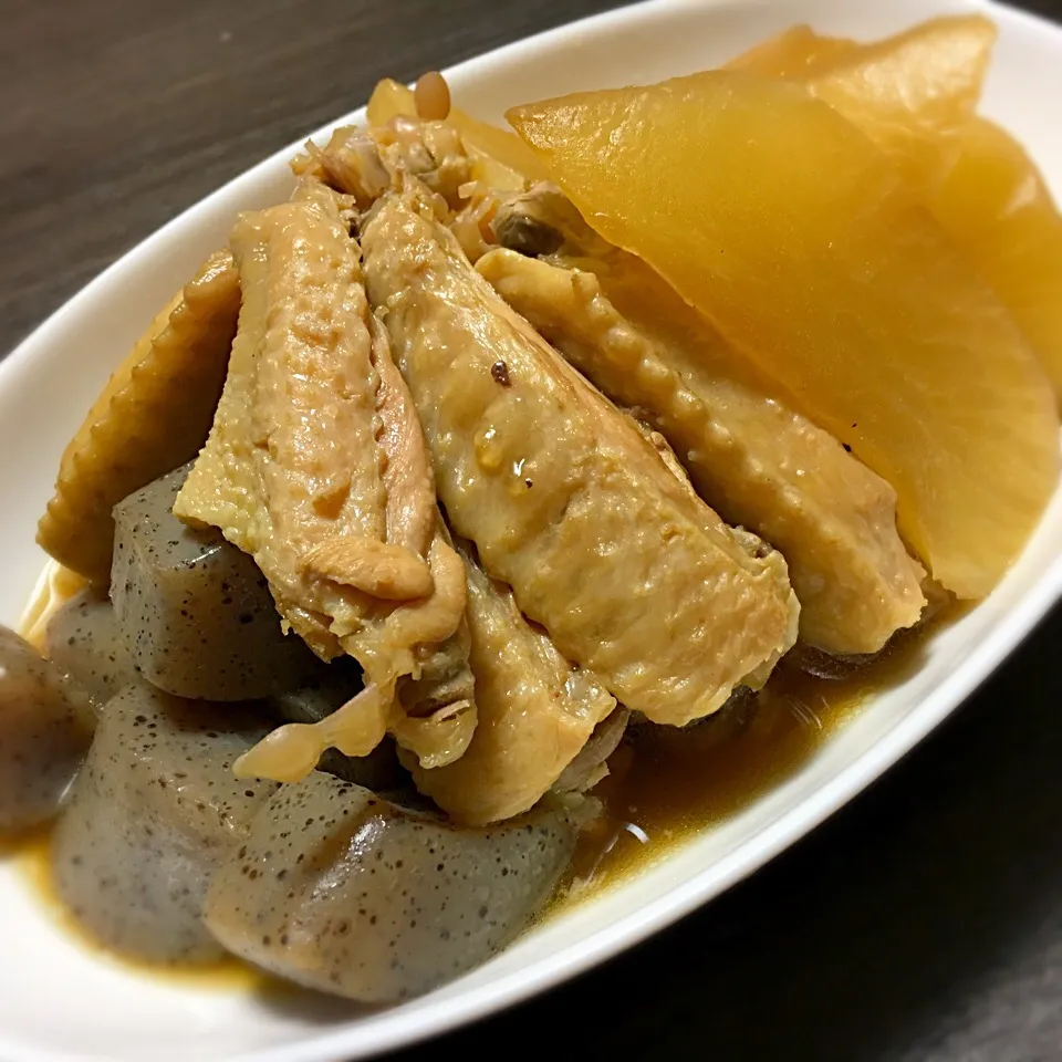 鶏スペアリブと大根の煮物|なお。さん