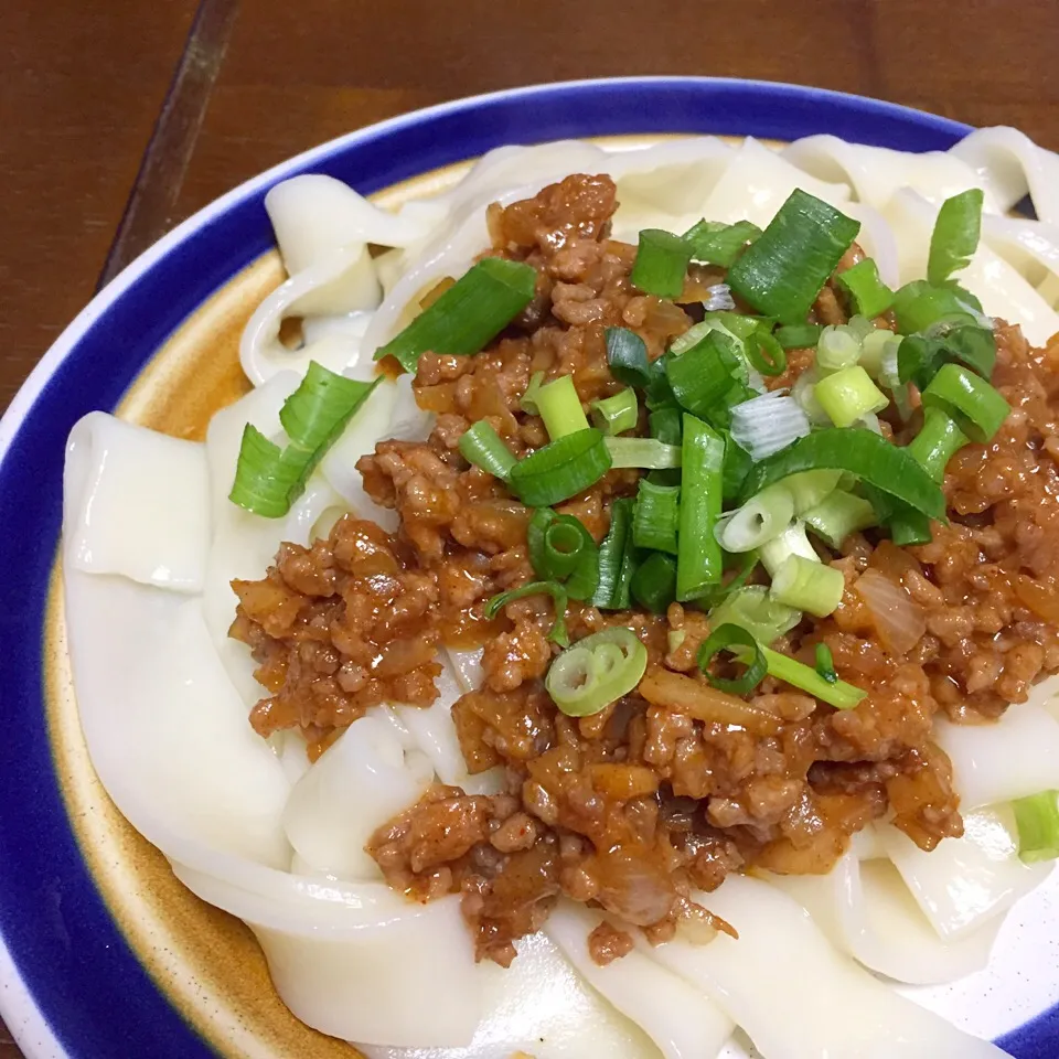 Snapdishの料理写真:★12/1 おっきりこみうどん 味噌挽肉★|🌵🍻ぽん🍻🌵さん