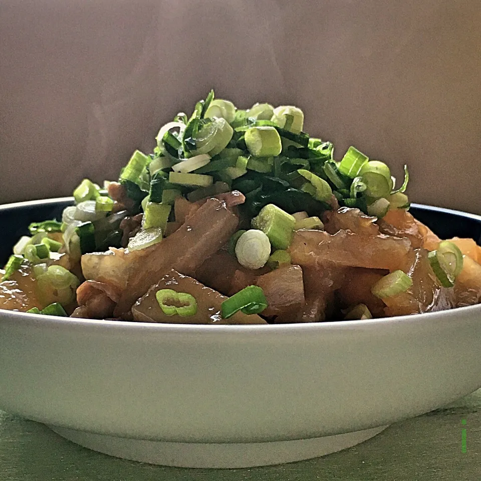 ともちゃんの料理 大根のオイスター煮 【Daikon stew in oyster sauce】|izoomさん