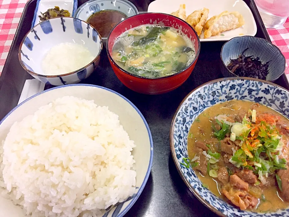 煮込みホルモン定食|Masahiko Satohさん