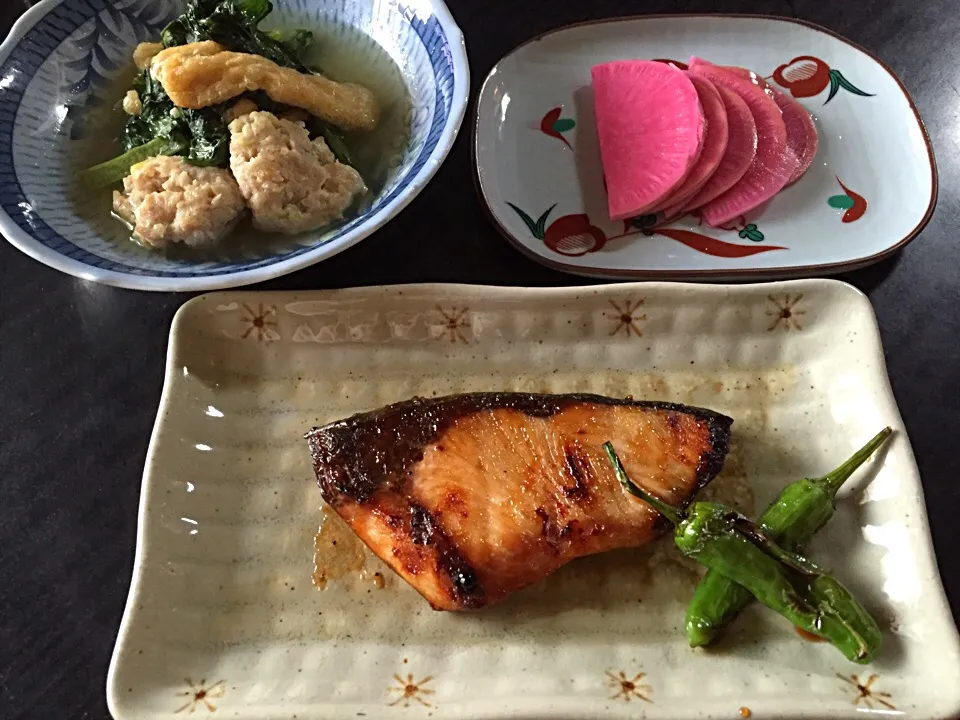 ぶりの照り焼き
小松菜とつくねの中華スープ煮|さちっこさん