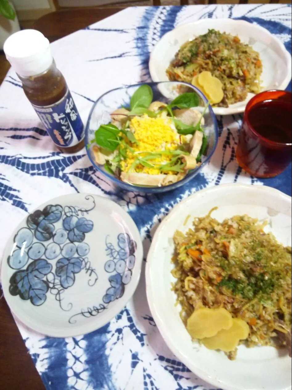 お昼ご飯にそば飯。久しぶりє(･Θ･｡)э|さくたえさん