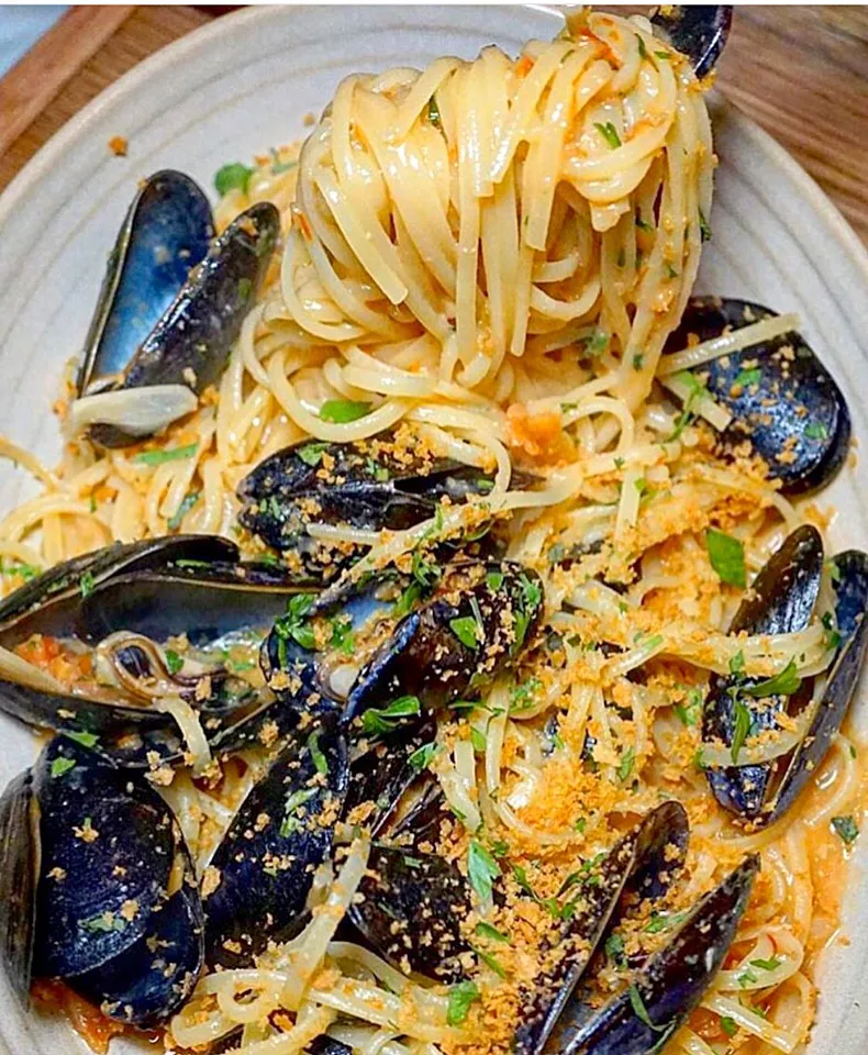 Mussels with linguine pasta|🌺IAnneさん