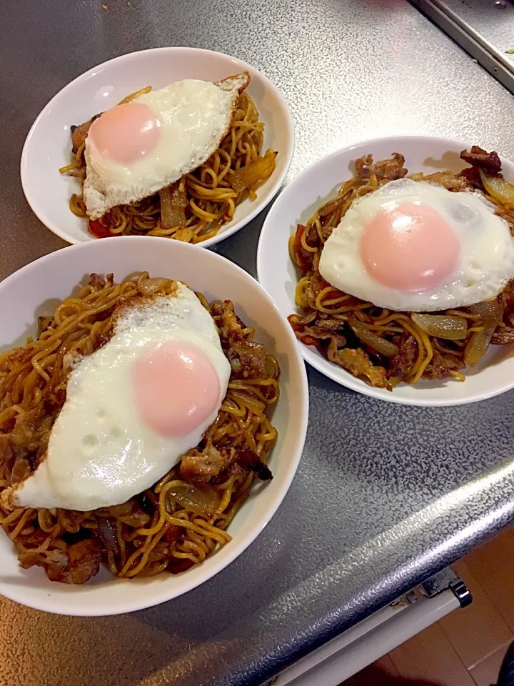 焼きそば。|たびもかさん